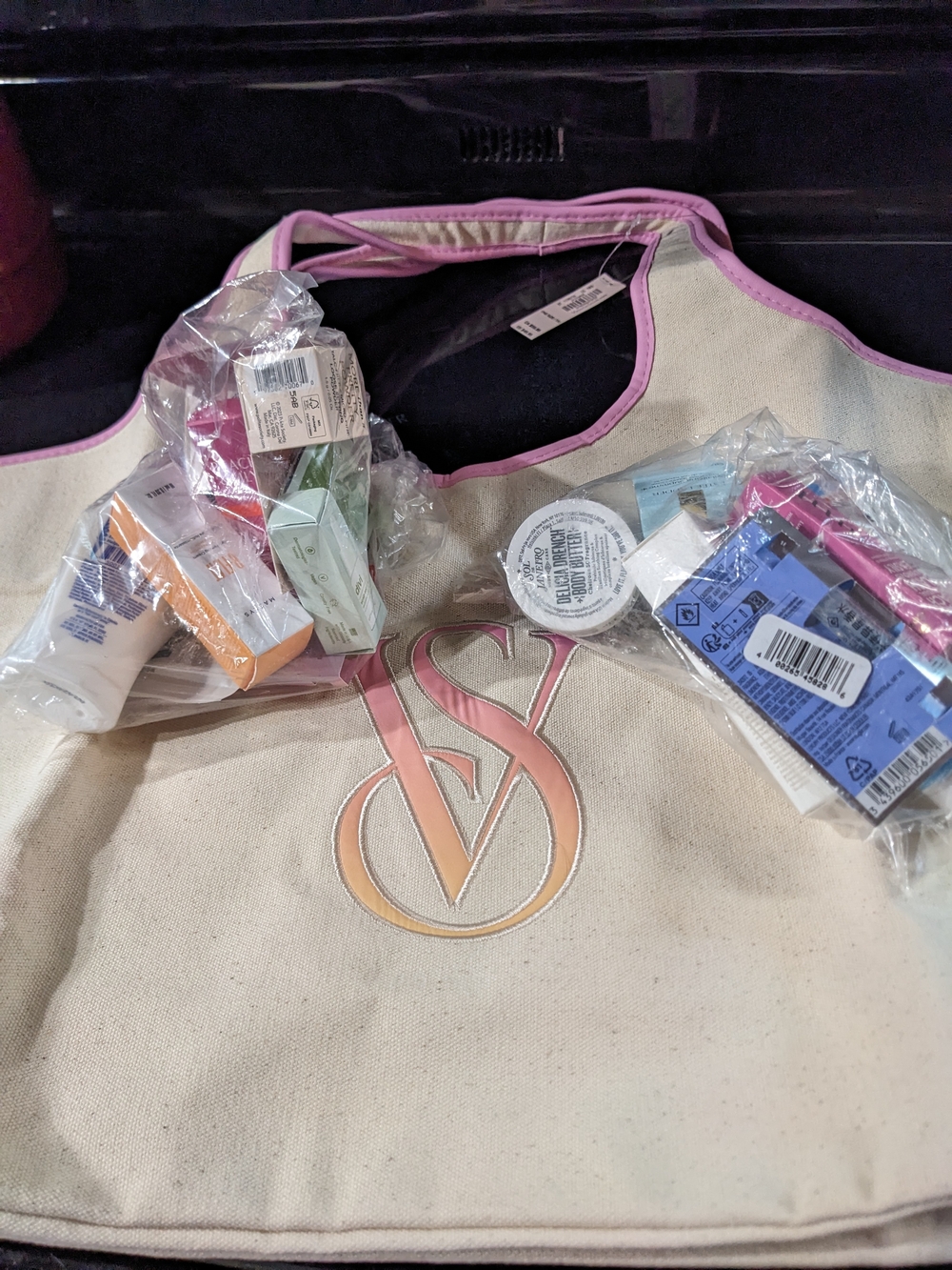 VS Canvas Tote Ombre Logo, Pink Trim w/Handle and 14 Pieces Travel Size Beauty